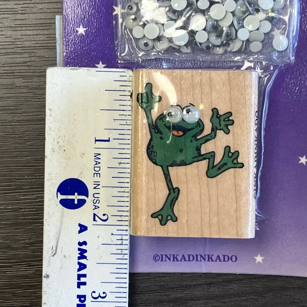 Inkadinkado Small Jumping Smiling Frog Googly Eyes Wood Mounted Rubber Stamp